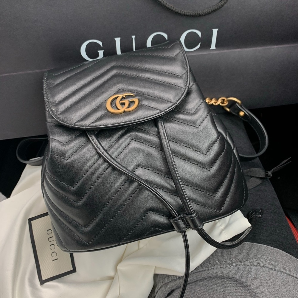 GUCCI - Calfskin Matelasse GG Marmont Flap Backpack Black